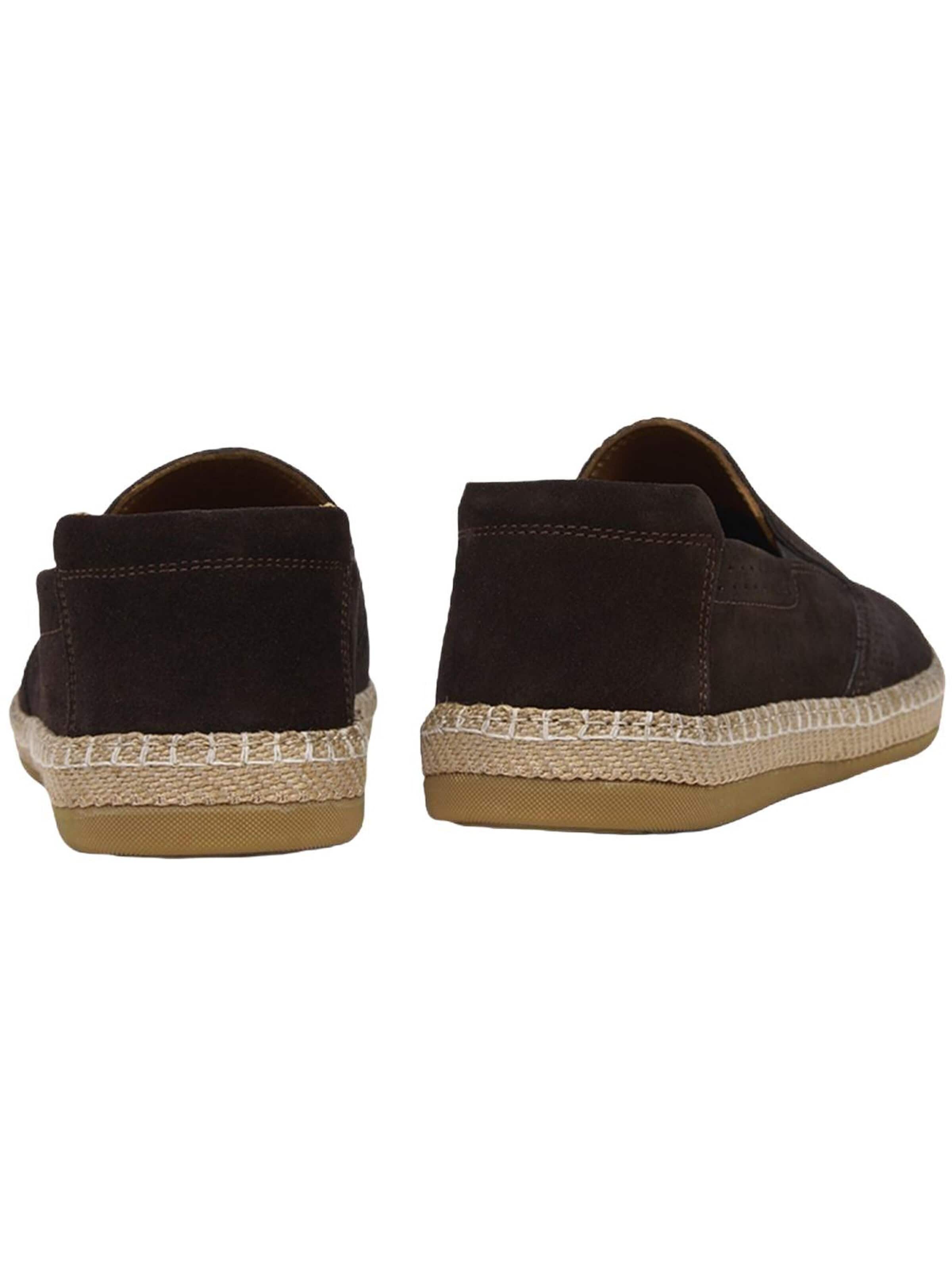 Desa Slip-ons in Brown