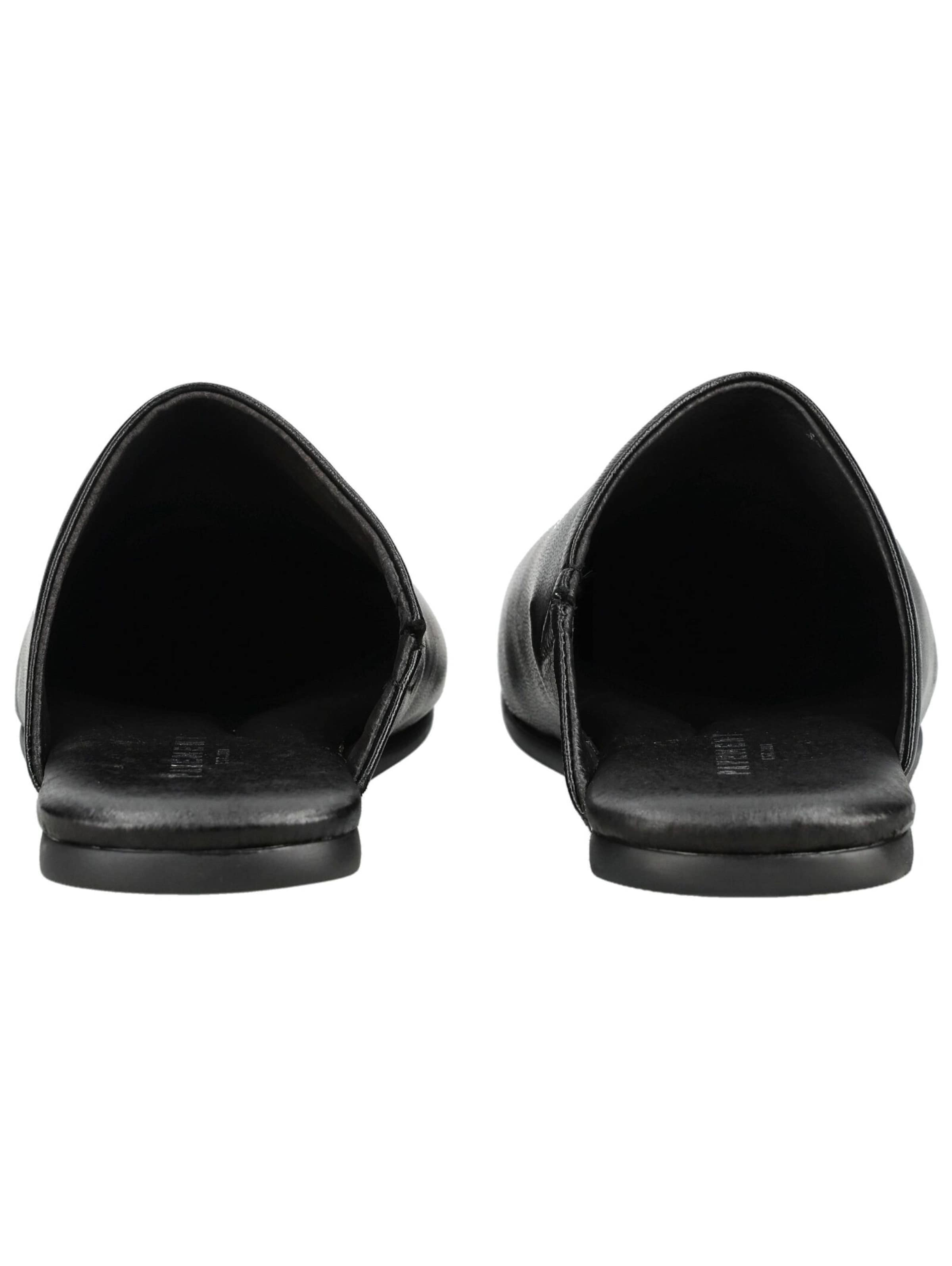 Zoccoletto 'Gunilla' di PAVEMENT in nero