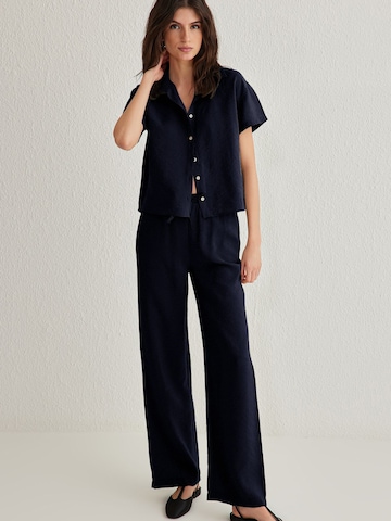 Trendyol Pantsuit in Blue: front