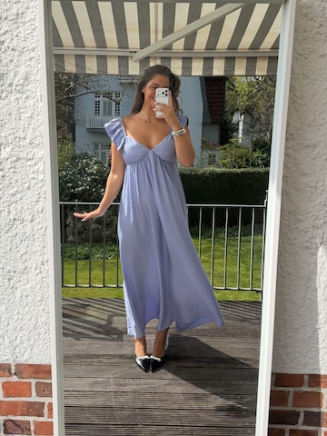 MAKARIĆ Kleid in Blau