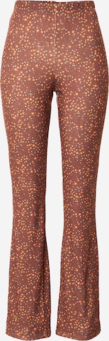 Nasty Gal Flared Leggings i brun: forside