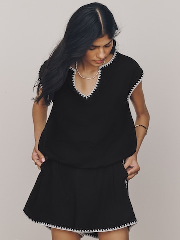 Next Loosefit Shorts in Schwarz