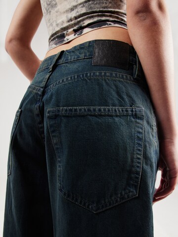 Monki Baggy Jeans in Blau
