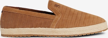 TOMMY HILFIGER Espadrilles 'CLASSIC' in Bruin