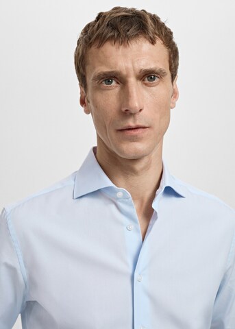 MANGO MAN Slim fit Button Up Shirt 'Emeritol' in Blue