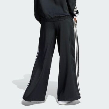 ADIDAS ORIGINALS - Ropa ancha Pantalón en negro