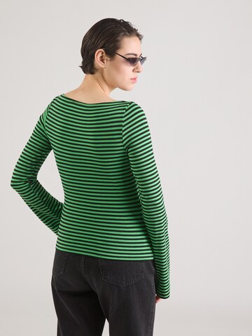 WEEKDAY Shirt 'Annie' in Green