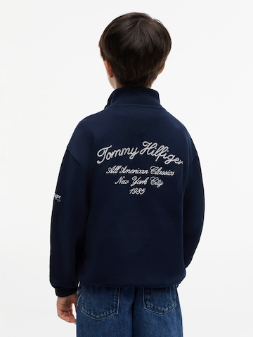 TOMMY HILFIGER Mikina – modrá: přední strana
