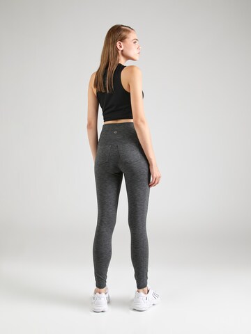 SKECHERS Skinny Sportbroek in Grijs