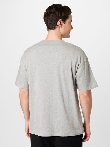 Nike Sportswear T-Shirt 'FUTURA' in Grau