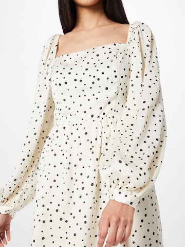 Traffic People - Vestido em branco