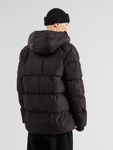 Superdry Zimní bunda '5 Baffle' – černá