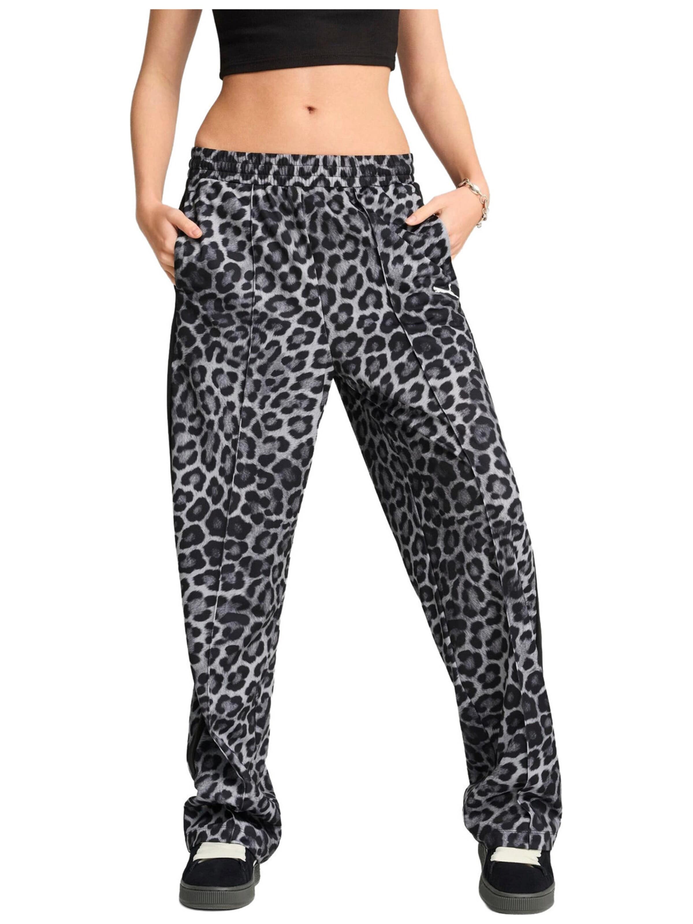 PUMA Regular Sporthose 'Puma T7 Leo Luxe Aop Straight Pants'‌‌‌‌‌‌‌‌‌‌ in Grau: Vorderseite
