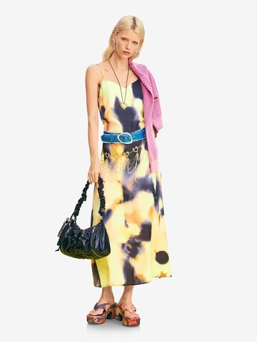 Desigual Φόρεμα σε κίτρινο: μπροστά