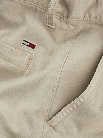 smėlio Tommy Jeans Prigludęs Laisvo stiliaus kelnės 'AUSTIN'