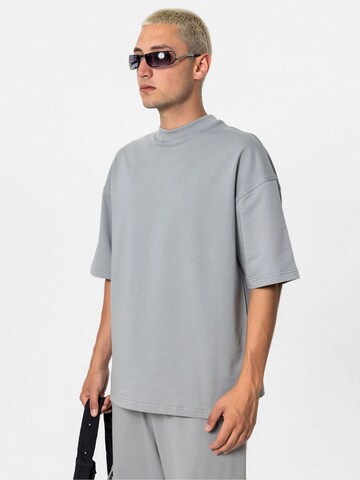 VAMOS CLO Shirt in Grey