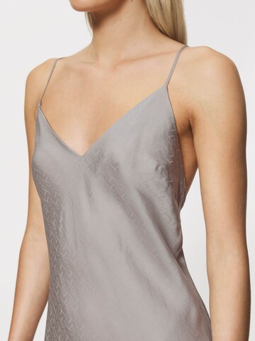 TRIUMPH - Camisola de pijama ' Silky Sensuality ' em cinzento