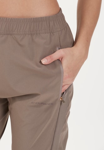 Slimfit Pantaloni sport 'Medear' de la ENDURANCE pe maro