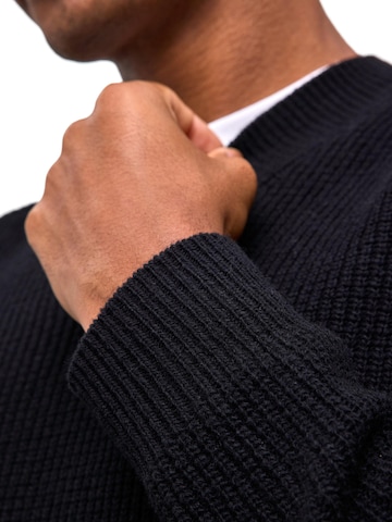 FALKE Sweater in Black
