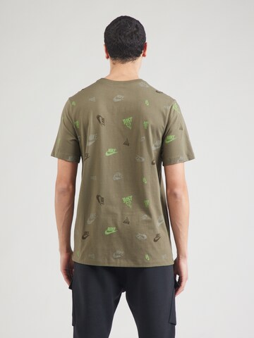 Nike Sportswear Shirt in Green