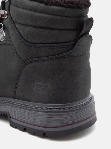 SKECHERS Gležnarji z vezalkami 'Corado - Memphis' | črna barva