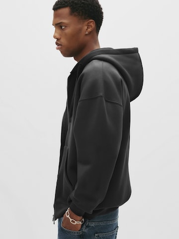 Veste de survêtement Pull&Bear en gris