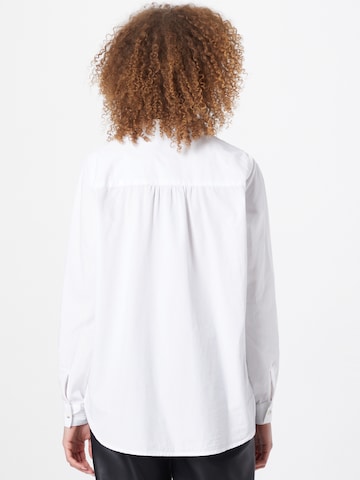Bluză 'Felia' de la PIECES pe alb