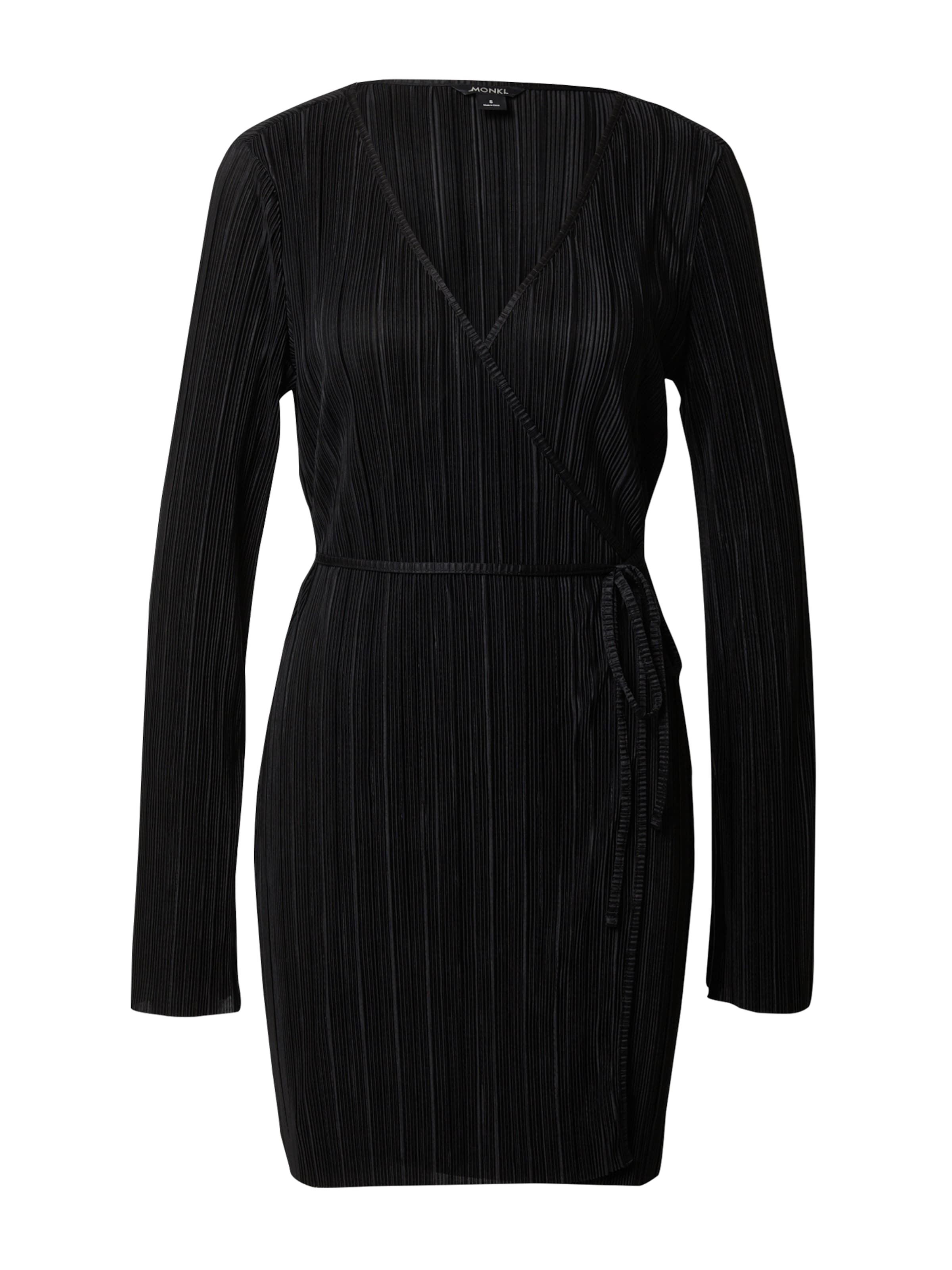 Monki Платье в Черный: спереди