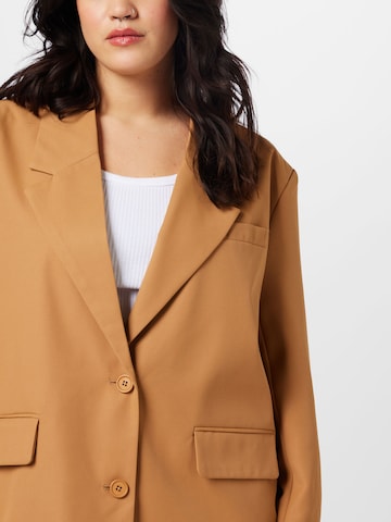 Noisy May Curve Blazer 'Milla' in Brown