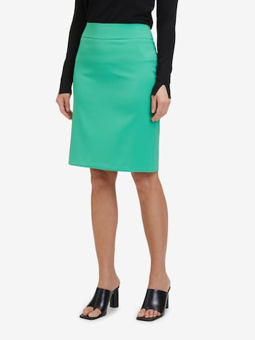 Betty Barclay Skirt in Green: front