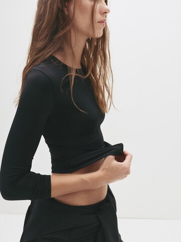 Pull&Bear Majica | črna barva