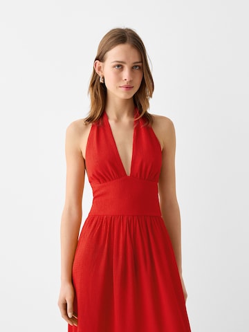 BershkaLjetna haljina - crvena boja: prednji dio