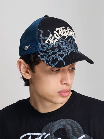 Ed Hardy Cap in Black: front