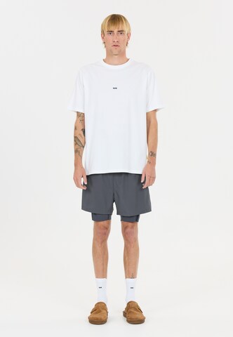 SOS Regular Shorts 'Logan' in Grau