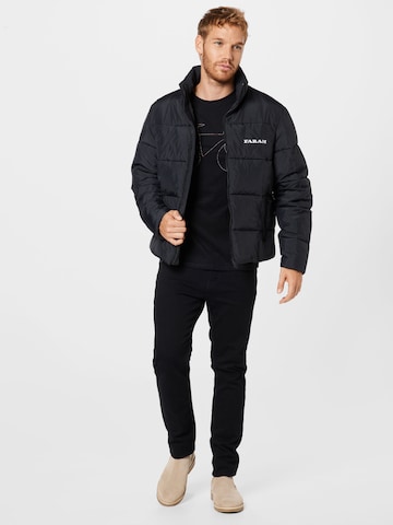 FARAH Between-Season Jacket in Black