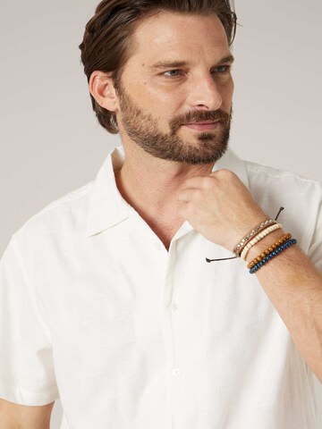 Coupe regular Chemise 'Oscardo' Deeluxe en blanc