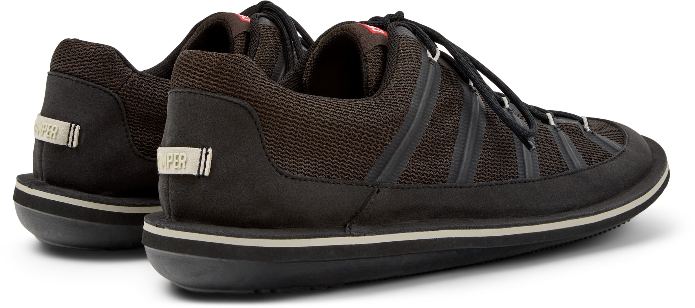 Baskets basses 'Beetle' CAMPER en noir