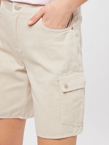 regular Jeans cargo 'Lucky' di Noisy may in beige