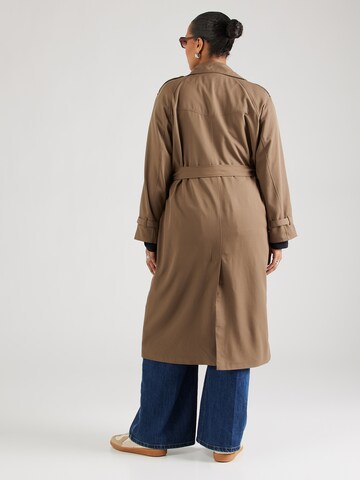 Manteau mi-saison 'CARCHLOE' ONLY Carmakoma en marron