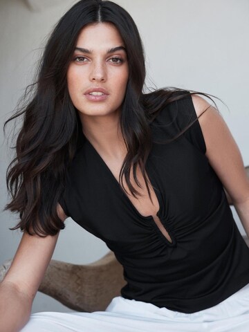 Next Bluse in Schwarz
