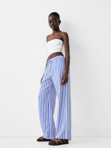 Bershka Loose fit Trousers in Blue
