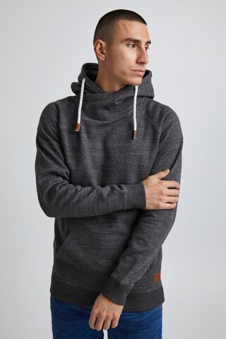 11 Project Sweatshirt in Zwart: voorkant