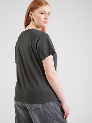 Levi's® Plus Shirt 'The Perfect Tee' in Zwart