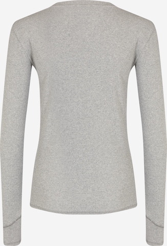 ABOUT YOU REBIRTH STUDIOS Shirts 'Tina' i grå