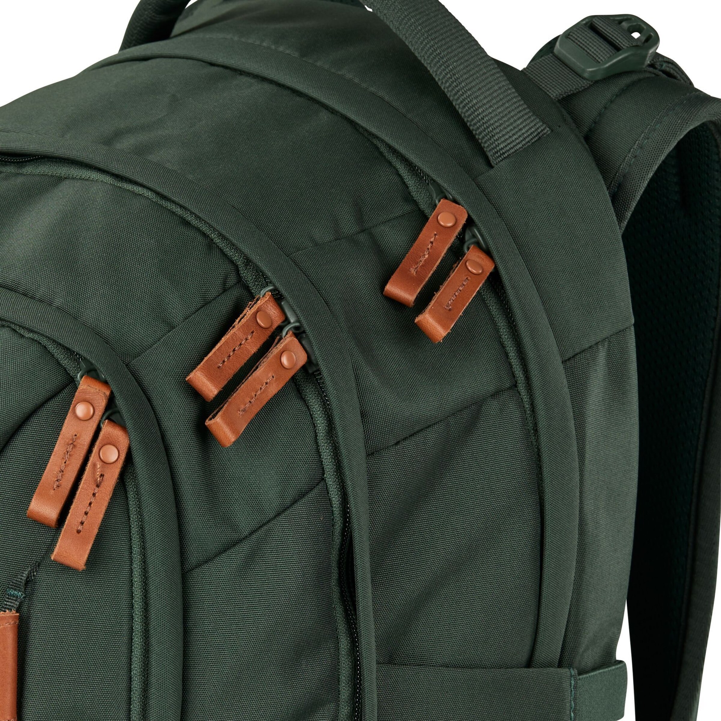 Satch Backpack in Green