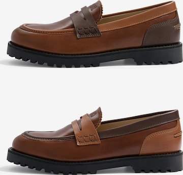 Caval Nauhakengät ' TAILOR ' värissä ruskea: etupuoli