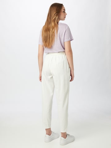 Effilé Pantalon à plis DeFacto en beige