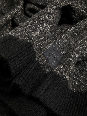 JACK & JONES Sweter 'Space' w kolorze czarny