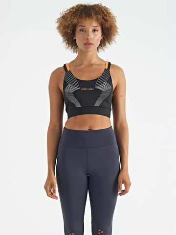 Tommy Life Sports Top in Black: front