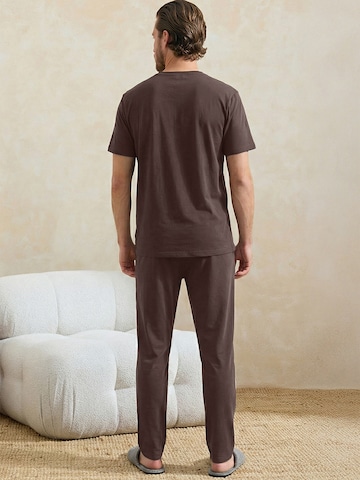Trendyol Pajamas long in Brown